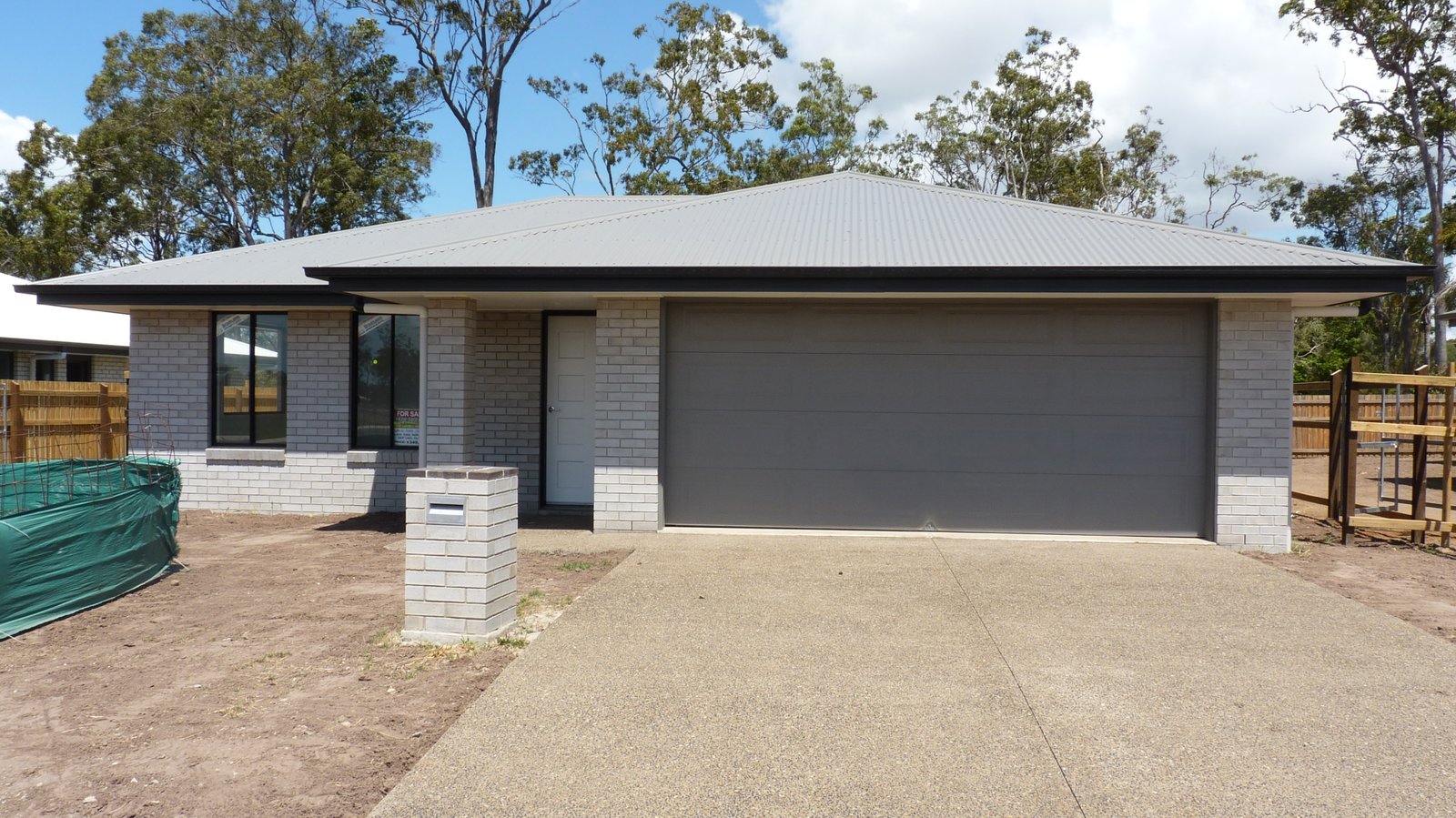 Spacious 4 Bedroom New Home in Eli Waters, Hervey Bay HB106