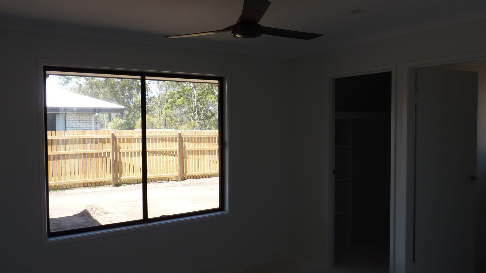 Spacious 4 Bedroom New Home in Eli Waters, Hervey Bay HB106