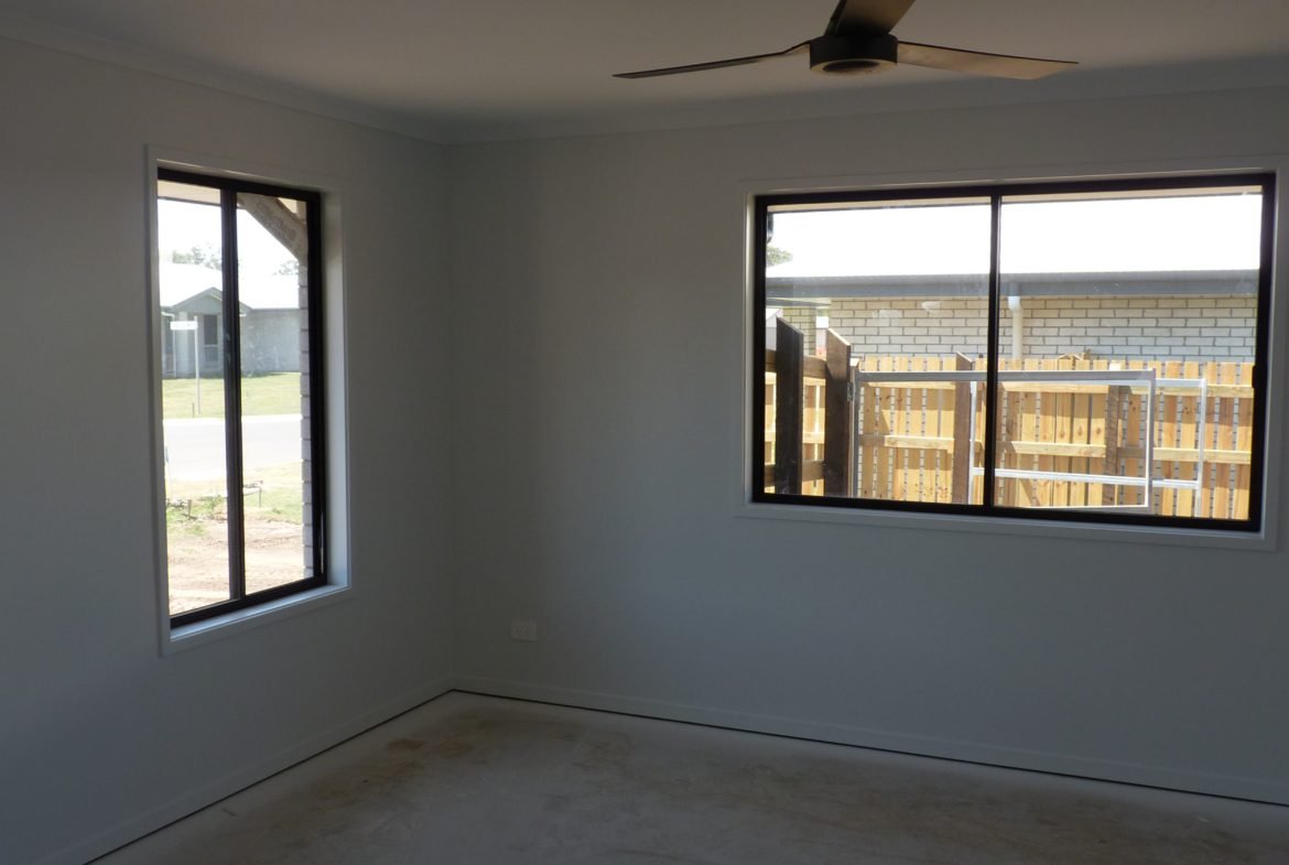 Spacious 4 Bedroom New Home in Eli Waters, Hervey Bay HB106